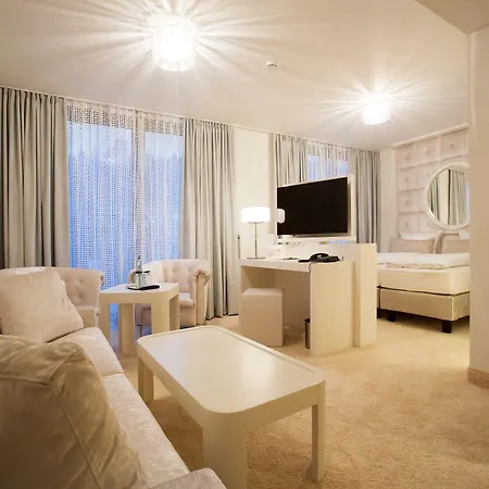 Designhotel Kronjuwel 3*