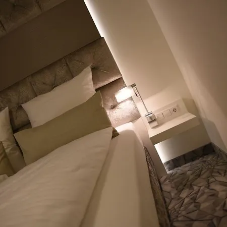 Hotel Designhotel Kronjuwel 3*