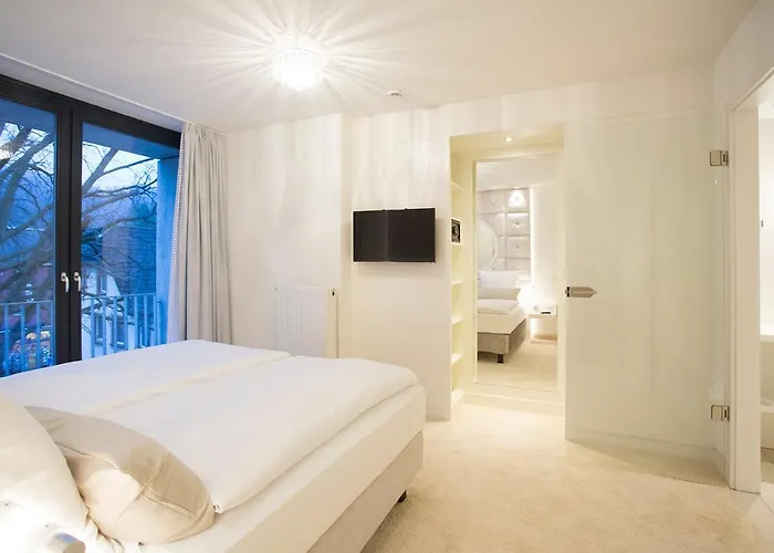 Designhotel Kronjuwel ホテル